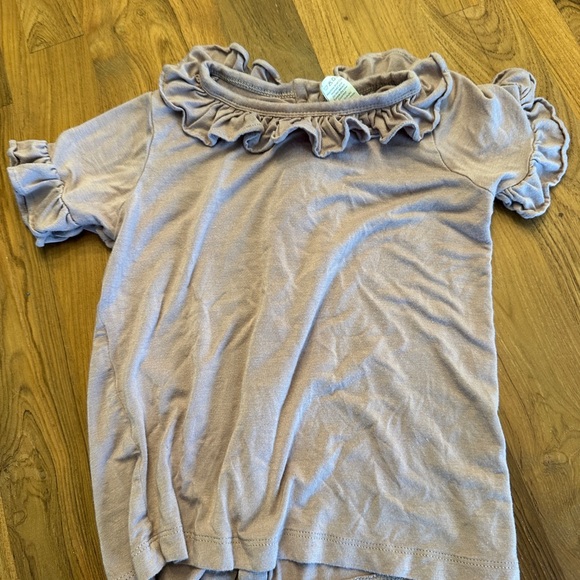 Kate Quinn ruffle top - 3T - Picture 2 of 3